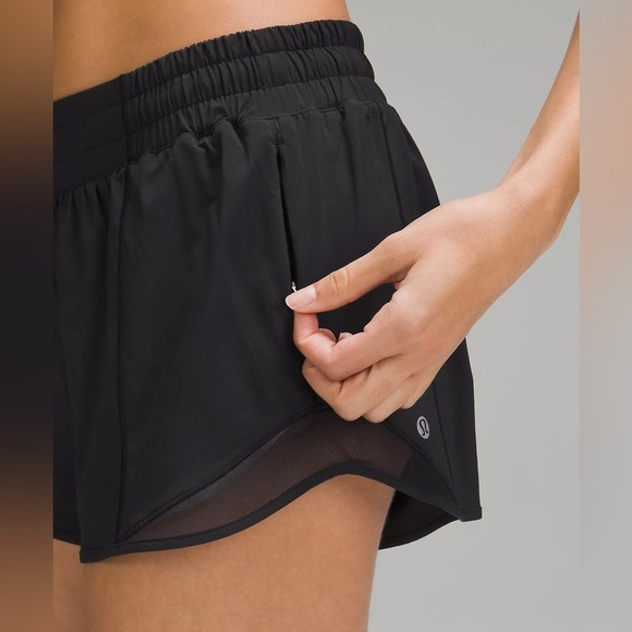 NEW Lululemon Athletica Black Athletic Shorts Lightweight Elastic Waist - Picture 5 of 7